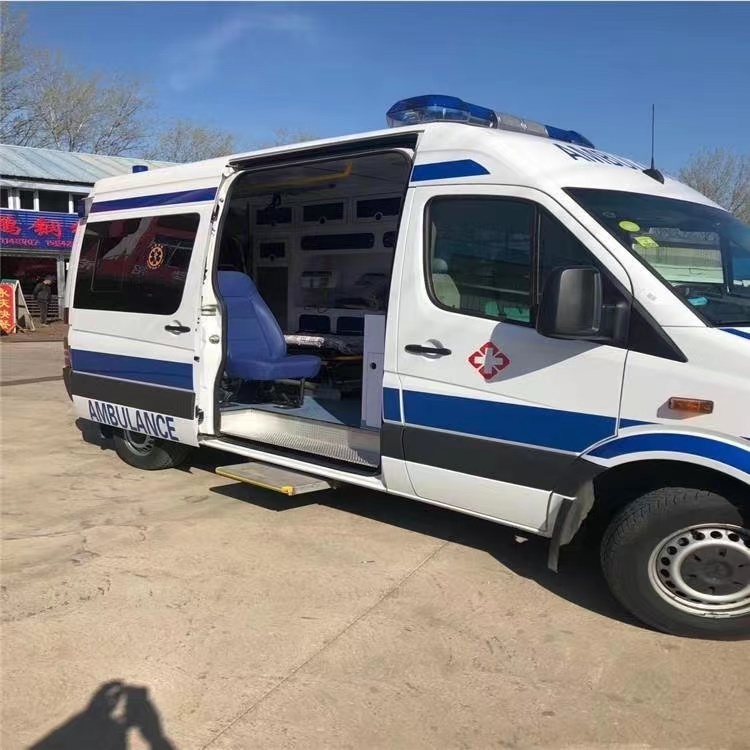 三亚私人长途救护车出租转院回家