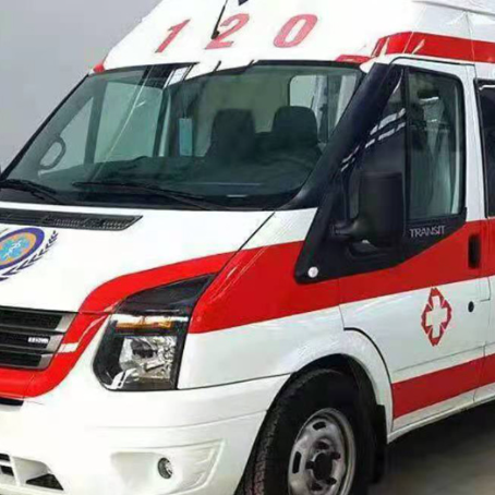 三亚非急救护送病人转院租赁救护车的优缺点对比